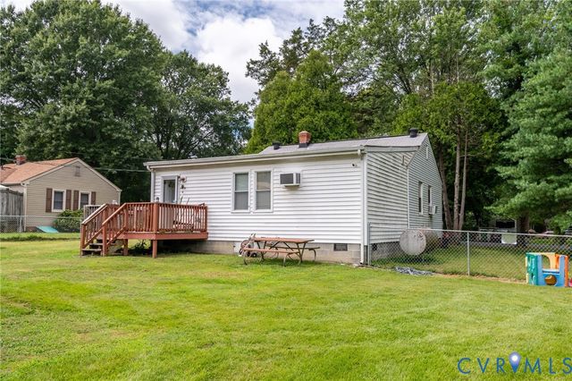 705 Yorkshire Dr, Richmond, VA 23224