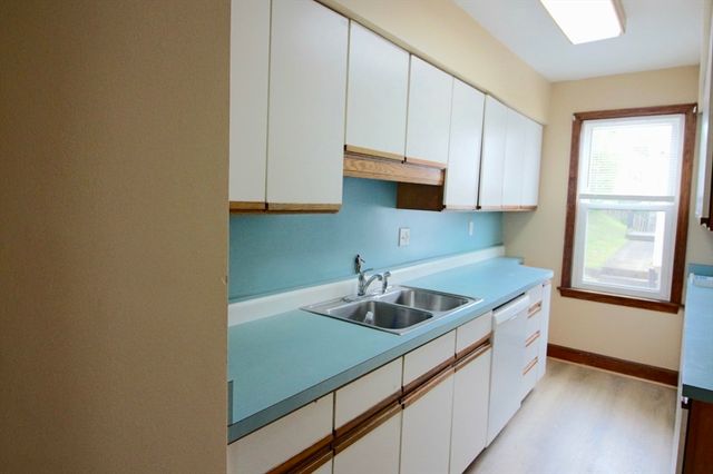 21 Hazel 1, Salem, MA 01970