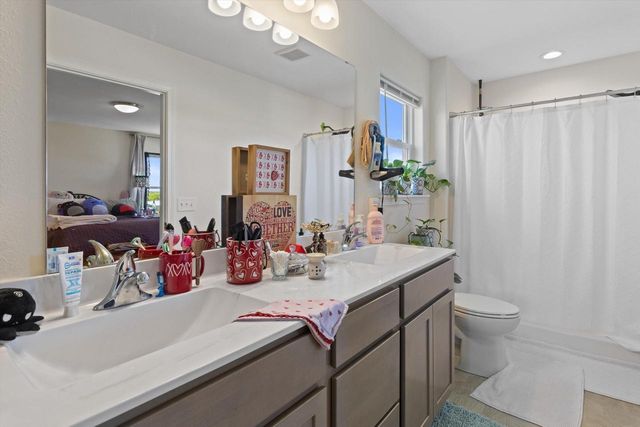 906 Ridge COURT, Watertown, WI 53094
