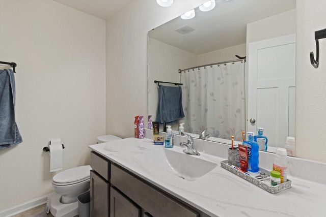 906 Ridge COURT, Watertown, WI 53094