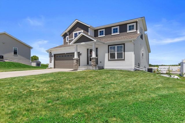 906 Ridge COURT, Watertown, WI 53094