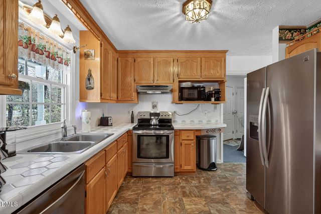 69 Deer Run Court, Angier, NC 27501