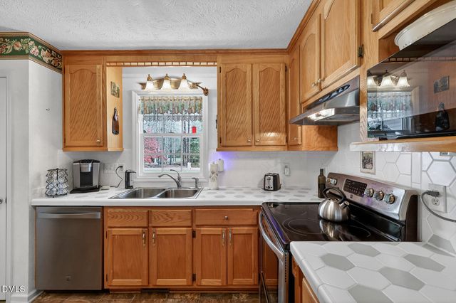 69 Deer Run Court, Angier, NC 27501