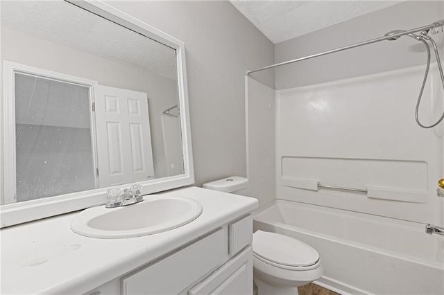 5940 Hampton Court, Atlanta, GA 30349