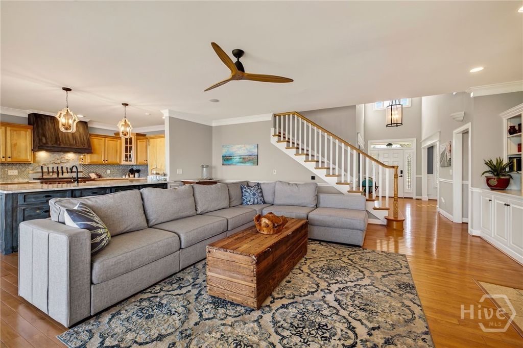 Image 10 of property listing at 72 Amanda Drive, Savannah, GA 31406
