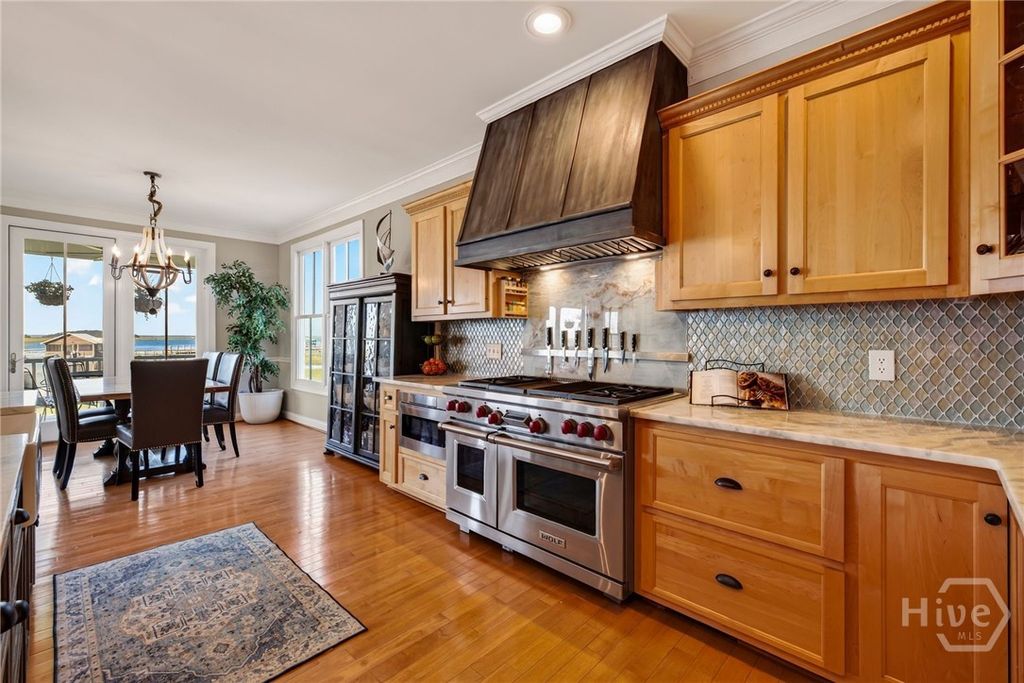 Image 13 of property listing at 72 Amanda Drive, Savannah, GA 31406
