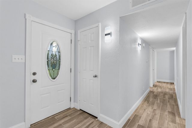 5825 Truitt Circle, The Colony, TX 75056