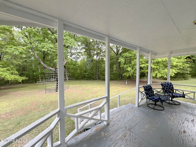 751 Ozone Access Rd, Rockwood, TN 37854