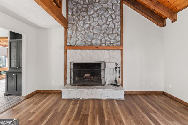 5530 Bourbon Drive, Gainesville, GA 30506