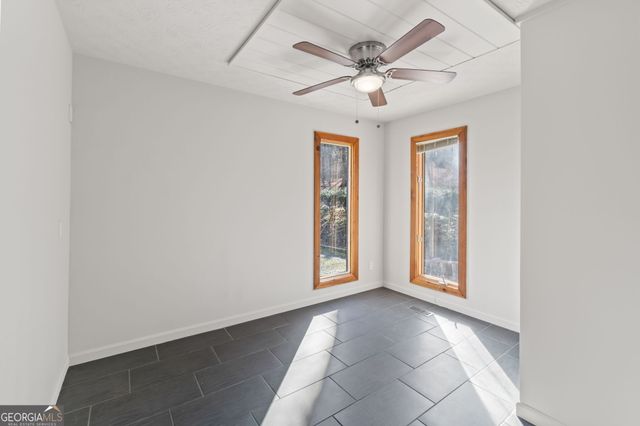 5530 Bourbon Drive, Gainesville, GA 30506