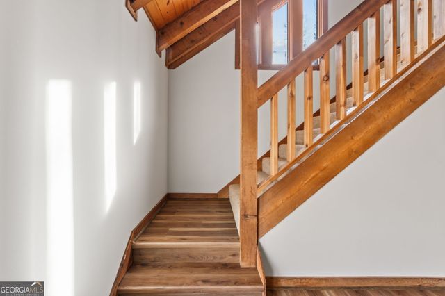 5530 Bourbon Drive, Gainesville, GA 30506