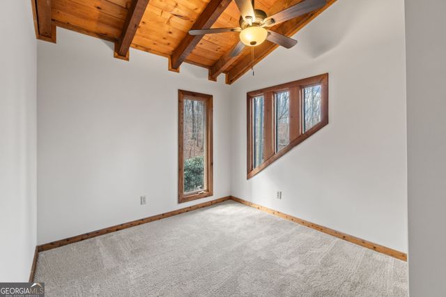 5530 Bourbon Drive, Gainesville, GA 30506