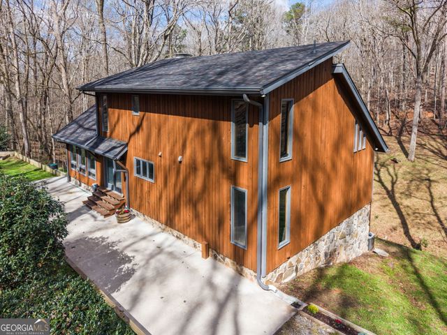 5530 Bourbon Drive, Gainesville, GA 30506