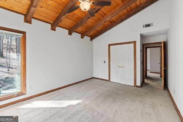 5530 Bourbon Drive, Gainesville, GA 30506