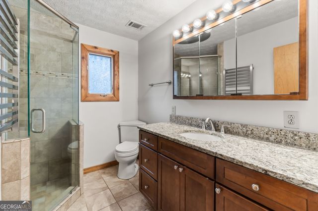 5530 Bourbon Drive, Gainesville, GA 30506