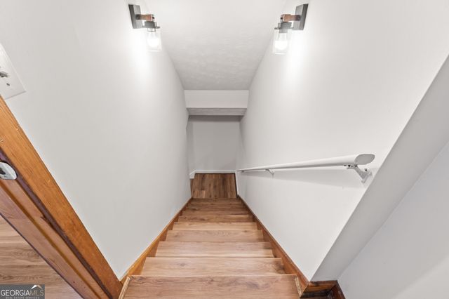 5530 Bourbon Drive, Gainesville, GA 30506