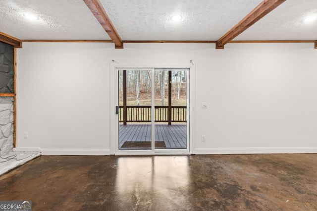 5530 Bourbon Drive, Gainesville, GA 30506