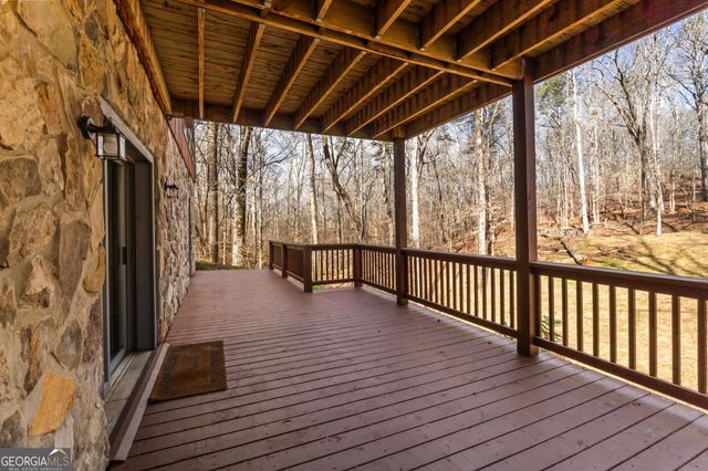 5530 Bourbon Drive, Gainesville, GA 30506