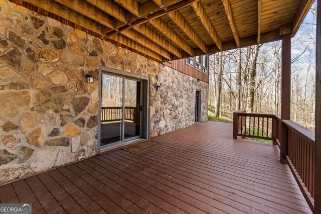 5530 Bourbon Drive, Gainesville, GA 30506