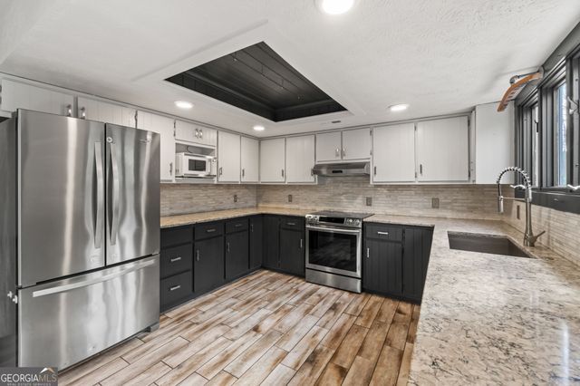 5530 Bourbon Drive, Gainesville, GA 30506