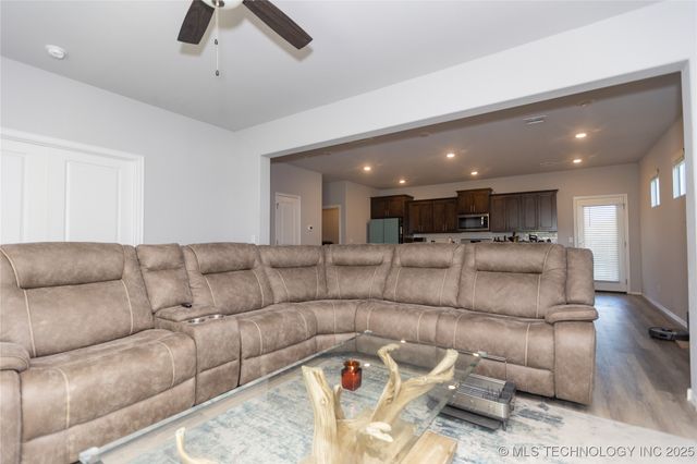 103 E Latimer Street, Tulsa, OK 74106