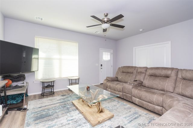 103 E Latimer Street, Tulsa, OK 74106