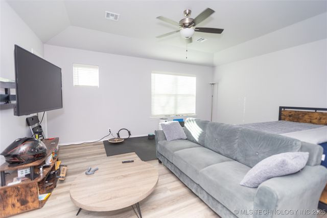 103 E Latimer Street, Tulsa, OK 74106