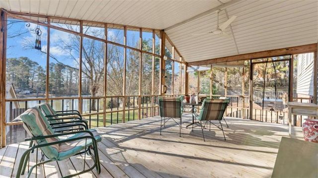 8 Lakemoore Drive, Rome, GA 30161