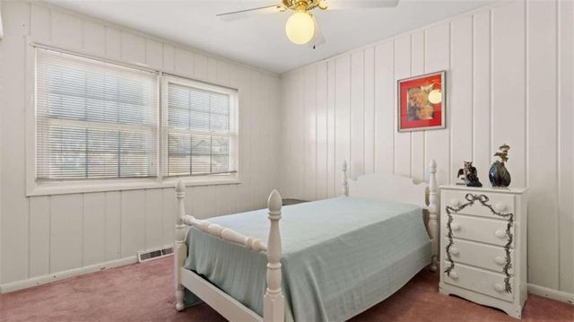 8 Lakemoore Drive, Rome, GA 30161