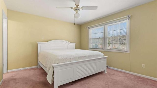 8 Lakemoore Drive, Rome, GA 30161