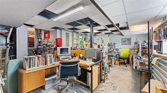 8 Lakemoore Drive, Rome, GA 30161