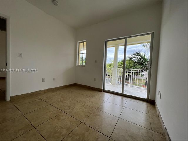 3334 NE 3rd Dr, Homestead, FL 33033