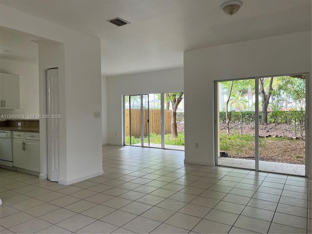 3334 NE 3rd Dr, Homestead, FL 33033