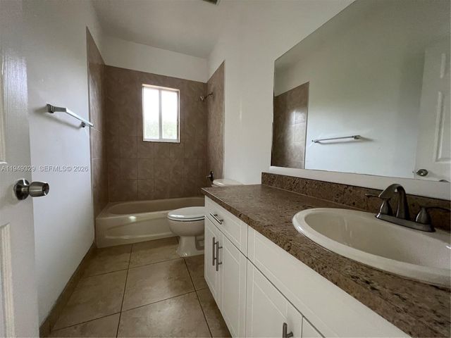 3334 NE 3rd Dr, Homestead, FL 33033