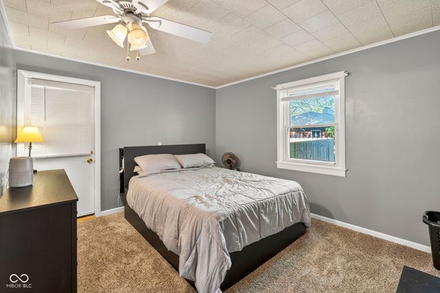 8526 Wabash Avenue, Terre Haute, IN 47803