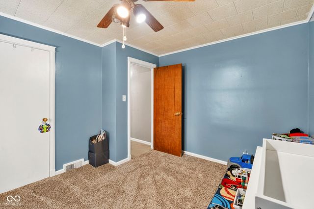 8526 Wabash Avenue, Terre Haute, IN 47803