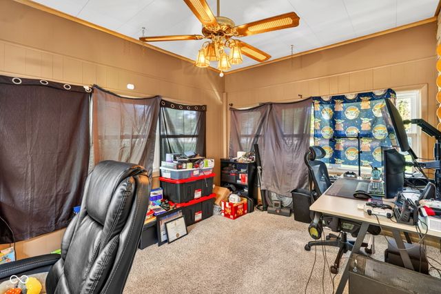 8526 Wabash Avenue, Terre Haute, IN 47803