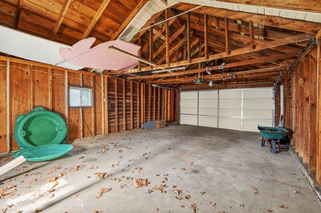 8526 Wabash Avenue, Terre Haute, IN 47803