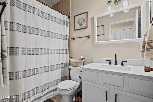 710 MAMIE Road, El Paso, TX 79932