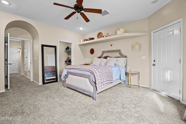 710 MAMIE Road, El Paso, TX 79932