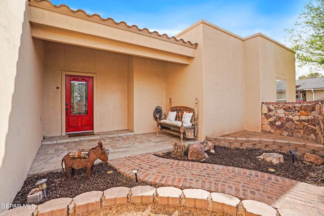 710 MAMIE Road, El Paso, TX 79932