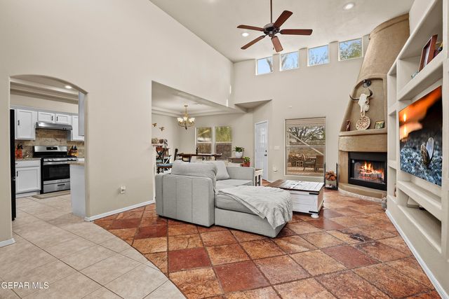 710 MAMIE Road, El Paso, TX 79932