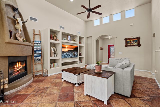 710 MAMIE Road, El Paso, TX 79932