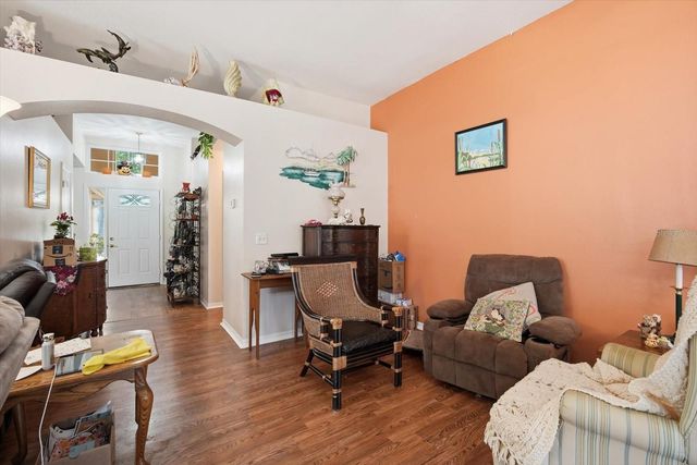10271 OASIS PALM DR, Tampa, FL 33615