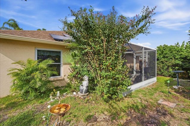 10271 OASIS PALM DR, Tampa, FL 33615