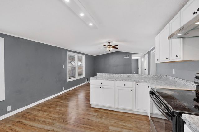 1421 Whippoorwill Way, Pelican Bay, TX 76020