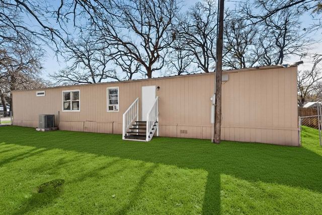 1421 Whippoorwill Way, Pelican Bay, TX 76020