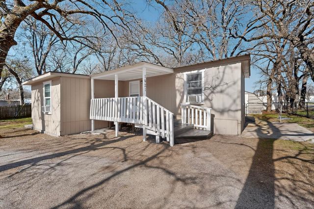 1421 Whippoorwill Way, Pelican Bay, TX 76020