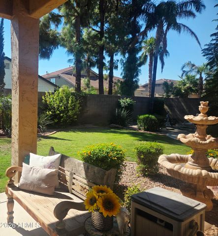 6519 W CREST Lane, Glendale, AZ 85310