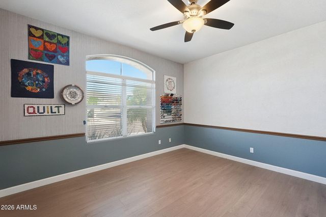 6519 W CREST Lane, Glendale, AZ 85310